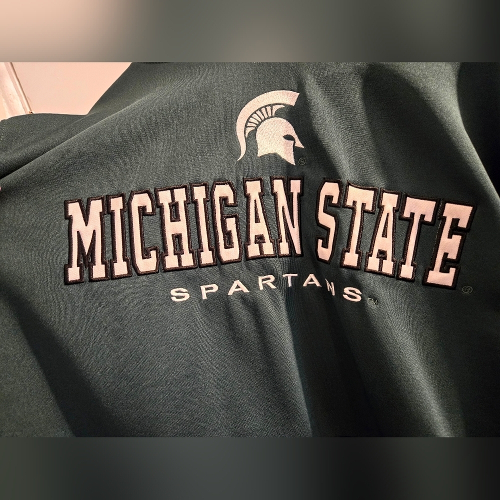 Colosseum Athletics Michigan State Spartans Pullover